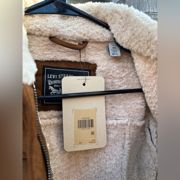 Levi's Women's Classic Sherpa Lined Trucker Jacket - Picture 5 of 10